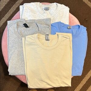 Men’s size large cotton T shirts set of 4